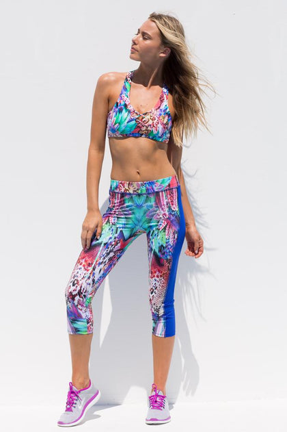 GORGEOUS CHAOS - Lacefront Sports Bra & Mesh Sides Capri Legging • Multicolor