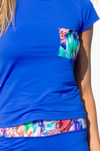 GORGEOUS CHAOS - Cutout Back T Shirt & Mixed Waistband Capri Legging • Multicolor