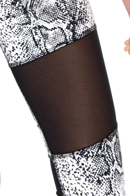 BOMBO - Mesh Inner Top V Cross Back Tanktop & Cross Waistband Mesh Cut Out Capri Legging • Multicolor