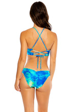 ANTOJITOS DEL MAR - Underwire Top & Full Ruched Back Bottom • Multicolor