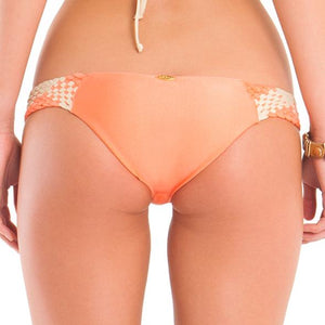 CHAMPAGNE SPARKLE - Hot Buns Bottom