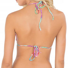 PEQUEÑO PARAISO - Wavey Triangle Top