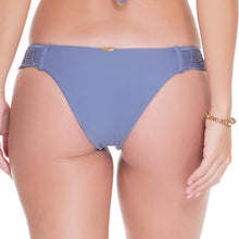 HEART OF A HIPPIE - Weave Moderate Bottom