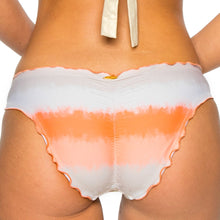 LOS FLAMENCOS - Seamless Full Ruched Back Bottom