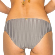 TURI TURAI - Full Bottom