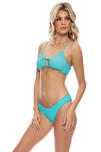 PURA CURIOSIDAD - Scoop Neck Cut Out Top & Seamless Wavy Ruched Back Bottom • Mar