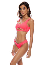 PURA CURIOSIDAD - Open Front Bralette & Seamless Wavy Ruched Back Bottom • Guava