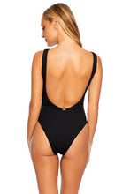PURA CURIOSIDAD - Tank One Piece • Black