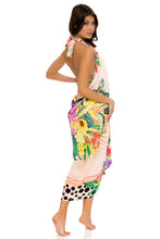 SHOCKING FLORALS - Pareo • Multicolor