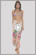 SHOCKING FLORALS - Bandeau Top & Pareo • Multicolor
