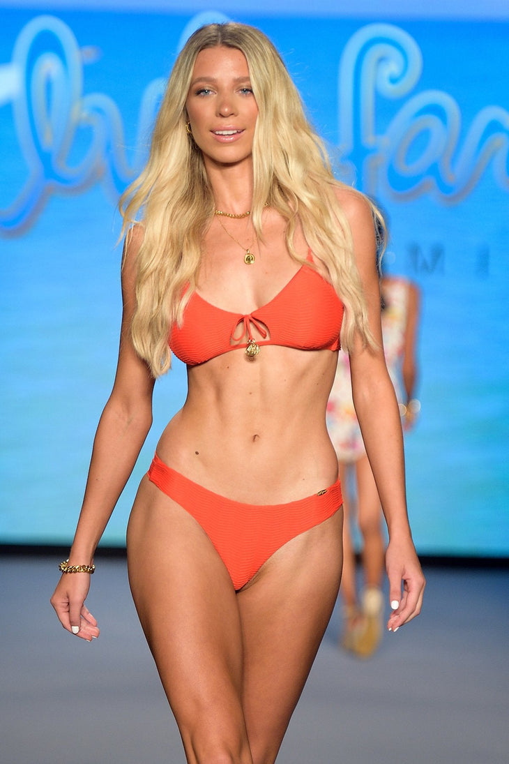 HOT TROPICS - Scoop Neck Cut Out Top & Seamless Wavy Ruched Back Bottom • Lava Red Runway