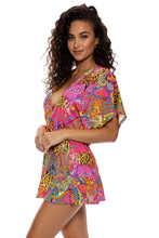 SHORE THING - Playera V Neck Ruffle Dress • Multicolor