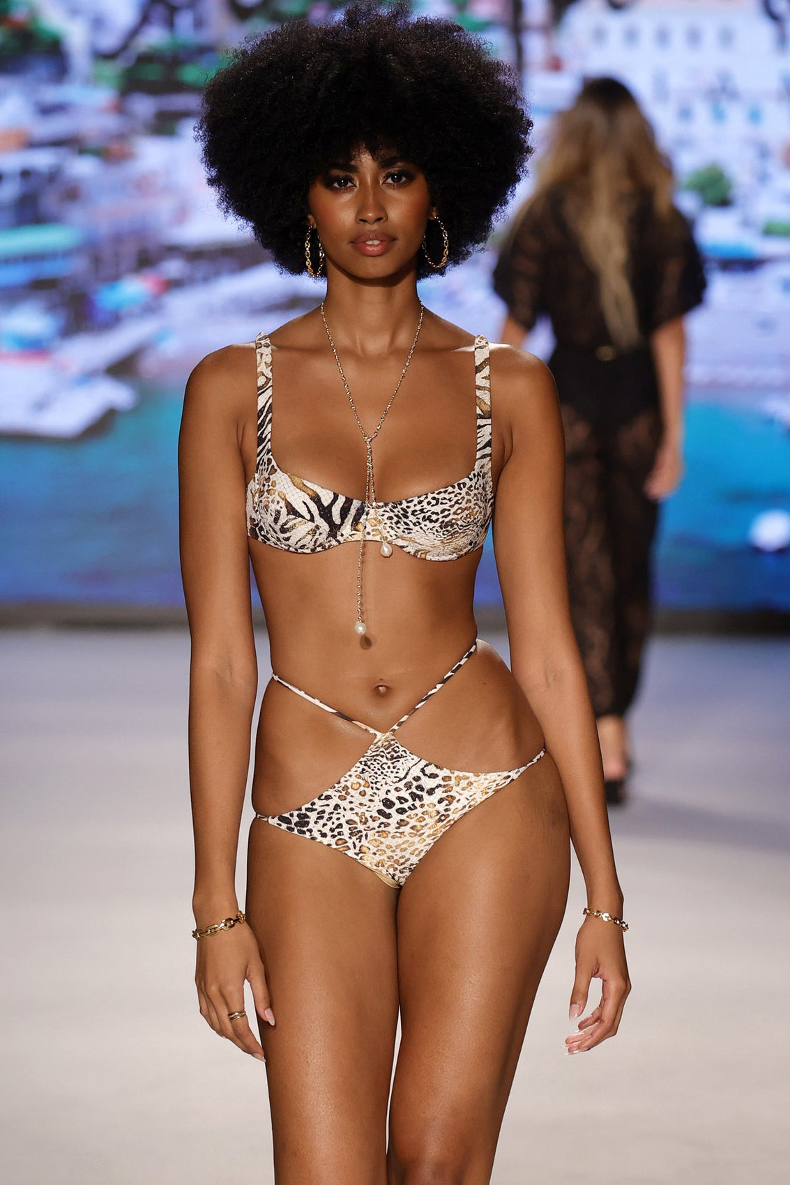 ANIMALE - Wide Strap Balconette Top & Reversible Diamond Cut Bottom • Cream